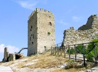 Castello di Cefal&agrave; Diana